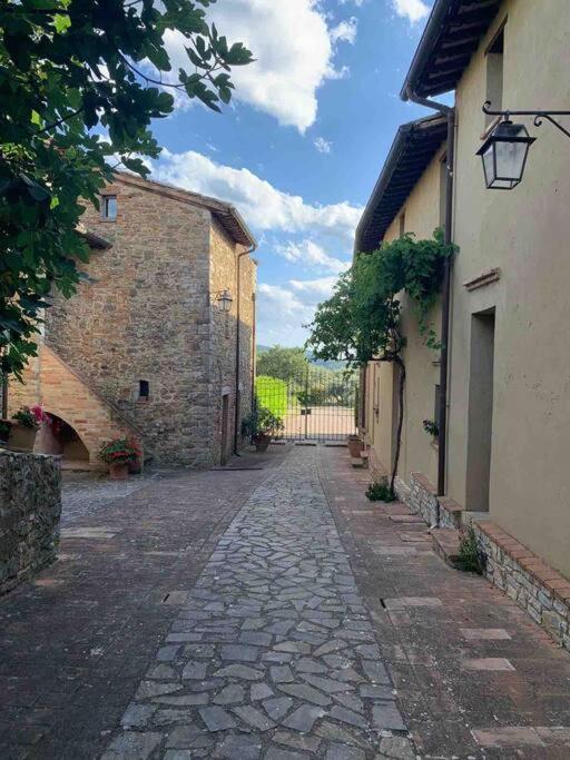 Montelagello Medieval Tower In Umbria With Swimming Pool מראה חיצוני תמונה